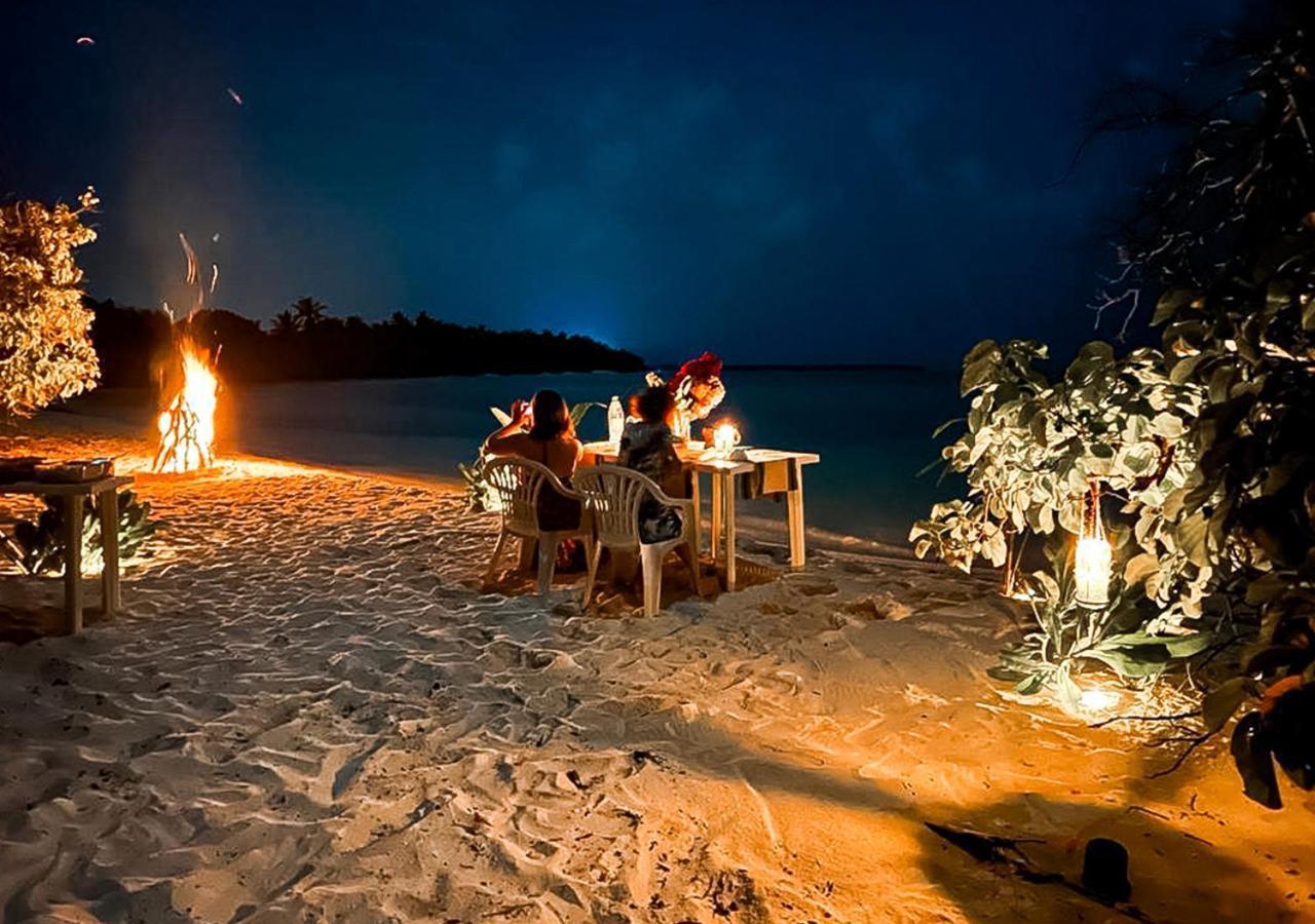 Отель Tropical Tree Fehendhoo Экстерьер фото