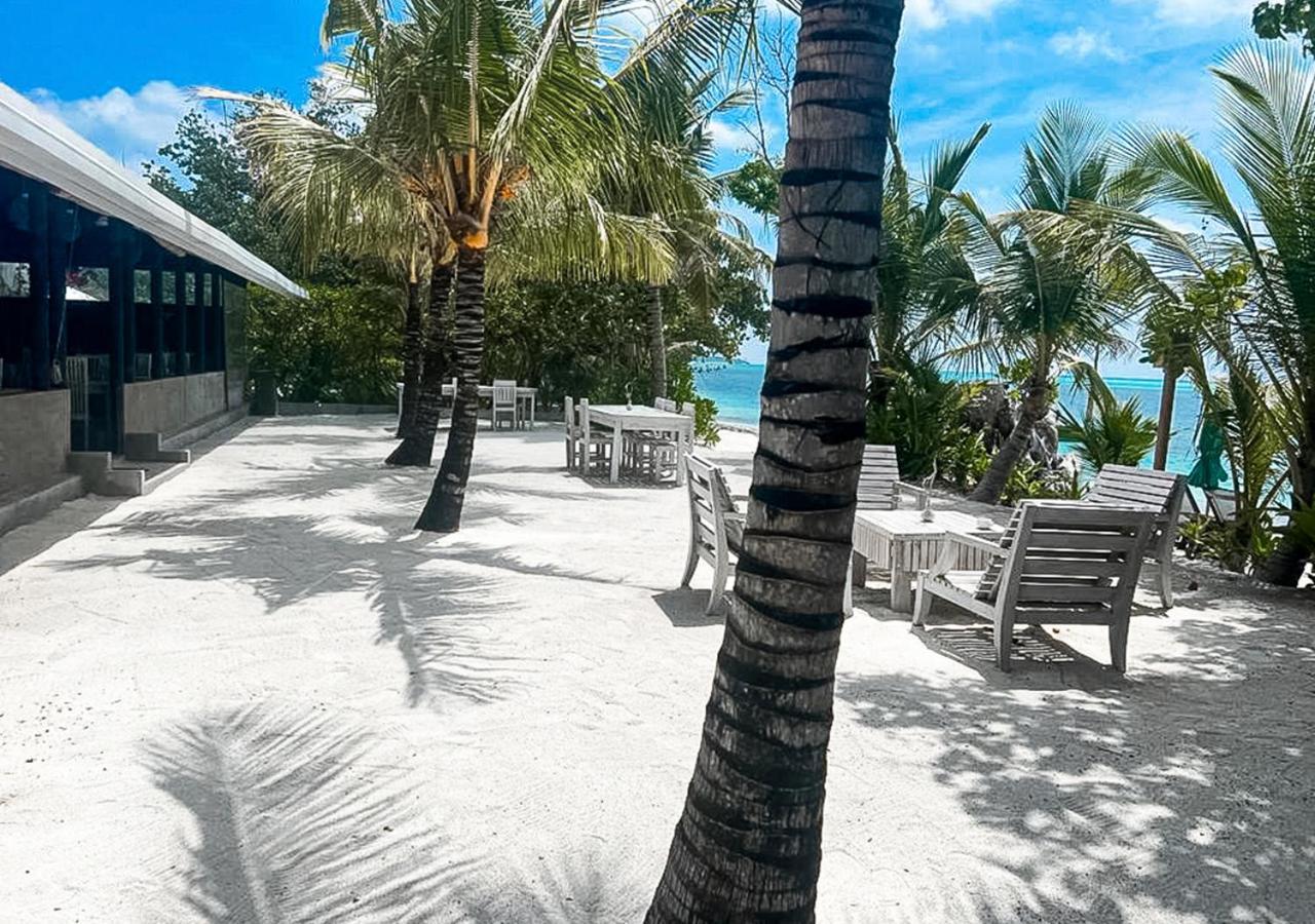Отель Tropical Tree Fehendhoo Экстерьер фото
